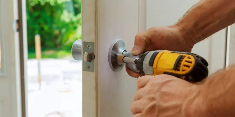 Cuales son los mejores servicios de cerrajeria en Alicante para apertura de puertas - &iquest;Cu&aacute;les son los mejores servicios de cerrajer&iacute;a en Alicante para apertura de puertas?